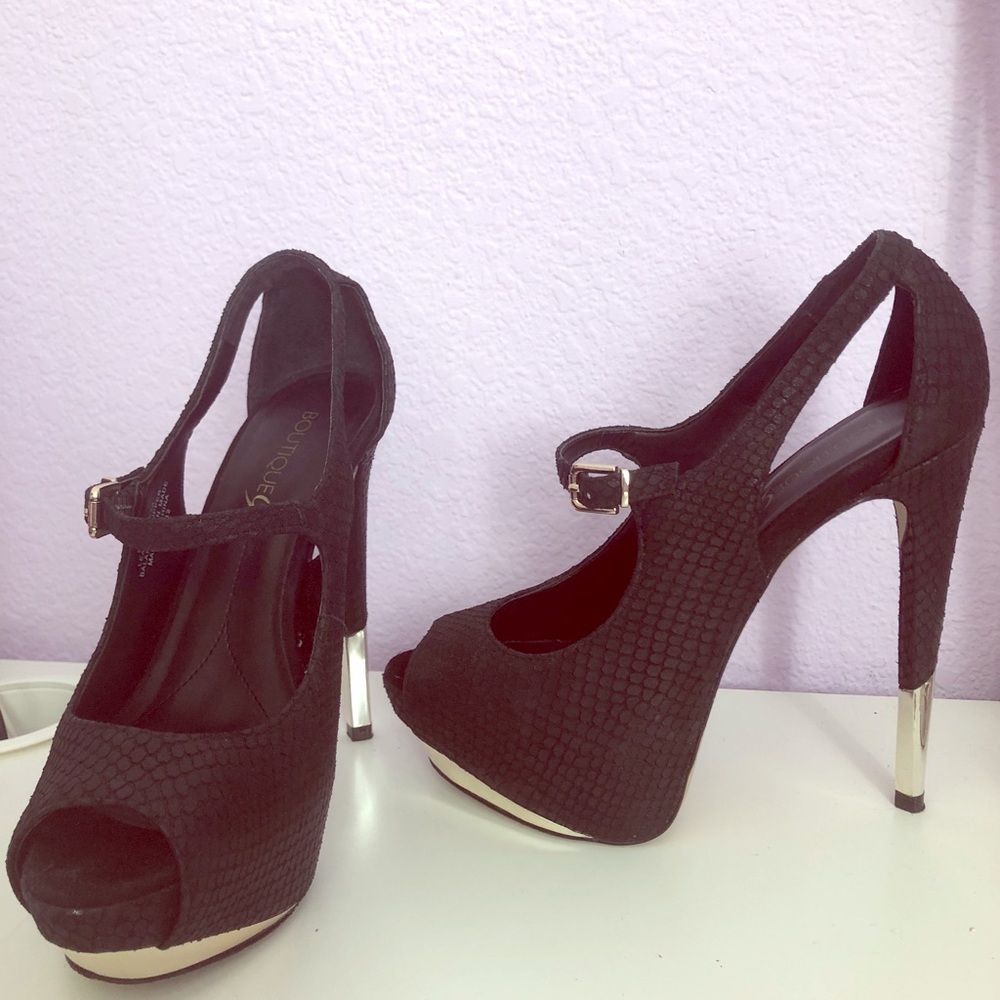 Black snake leather heels